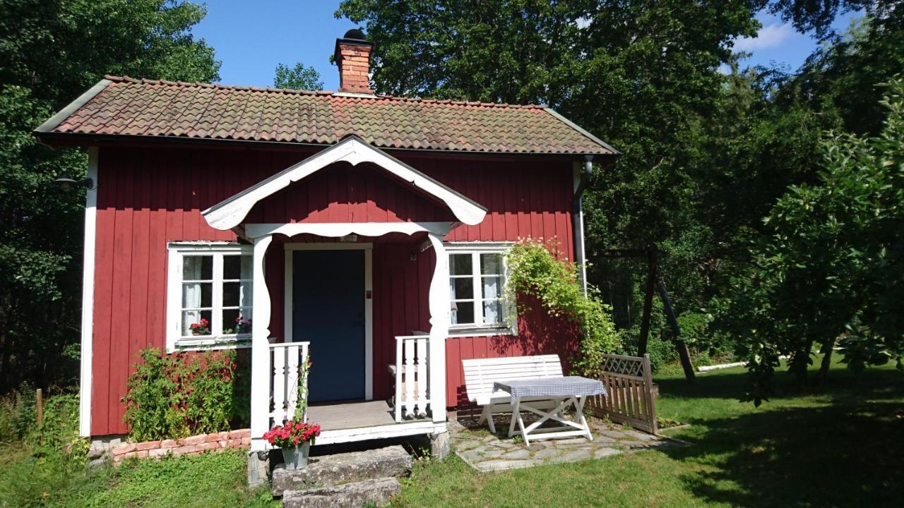 Roeda Stugan Pa Slinken Сала Экстерьер фото